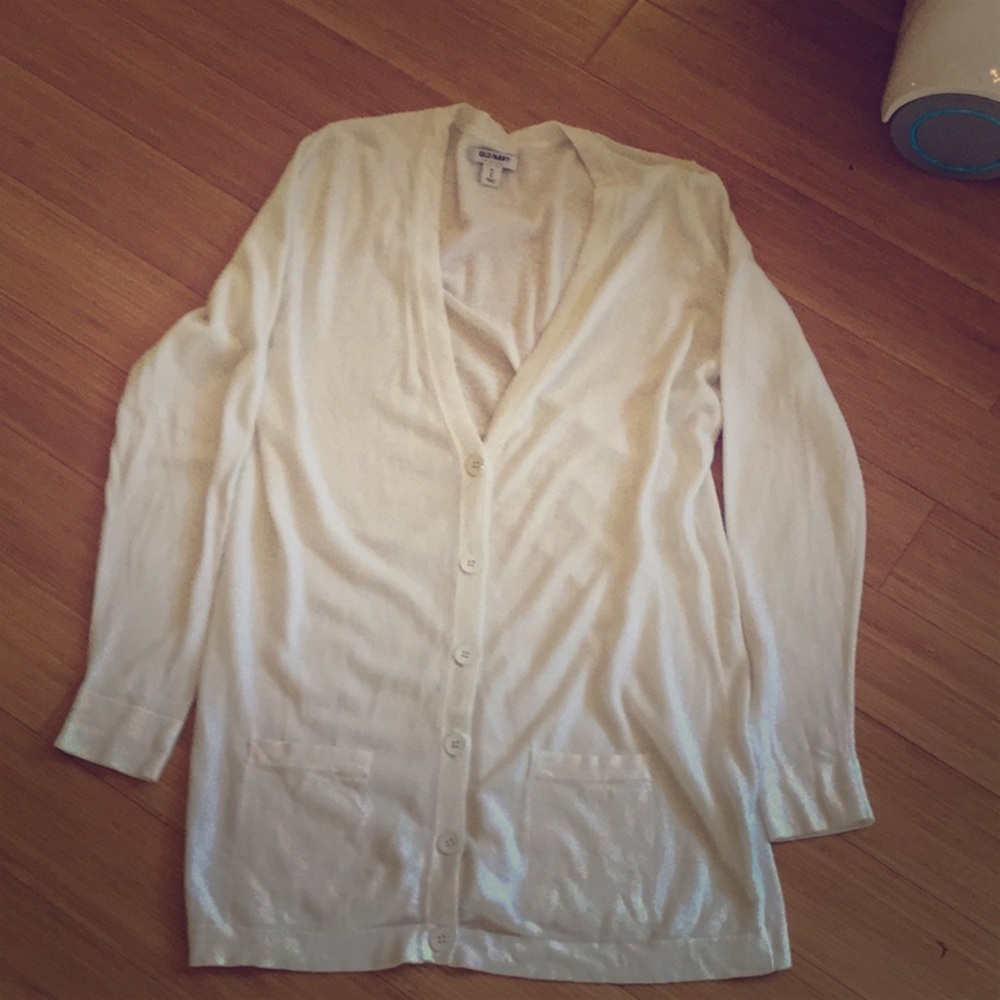 Old Navy white v neck cardigan size M